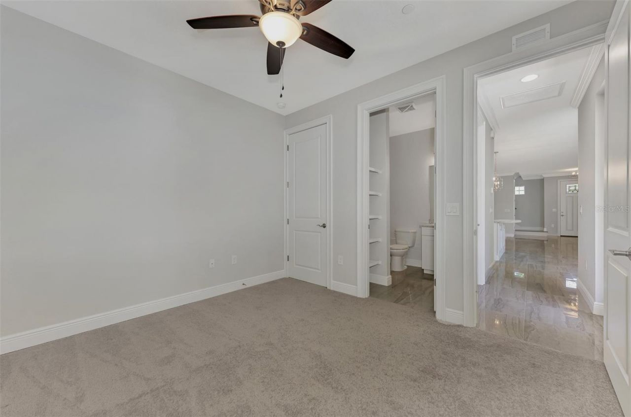 906 E Venice Avenue, Venice, FL 34285 Photo
