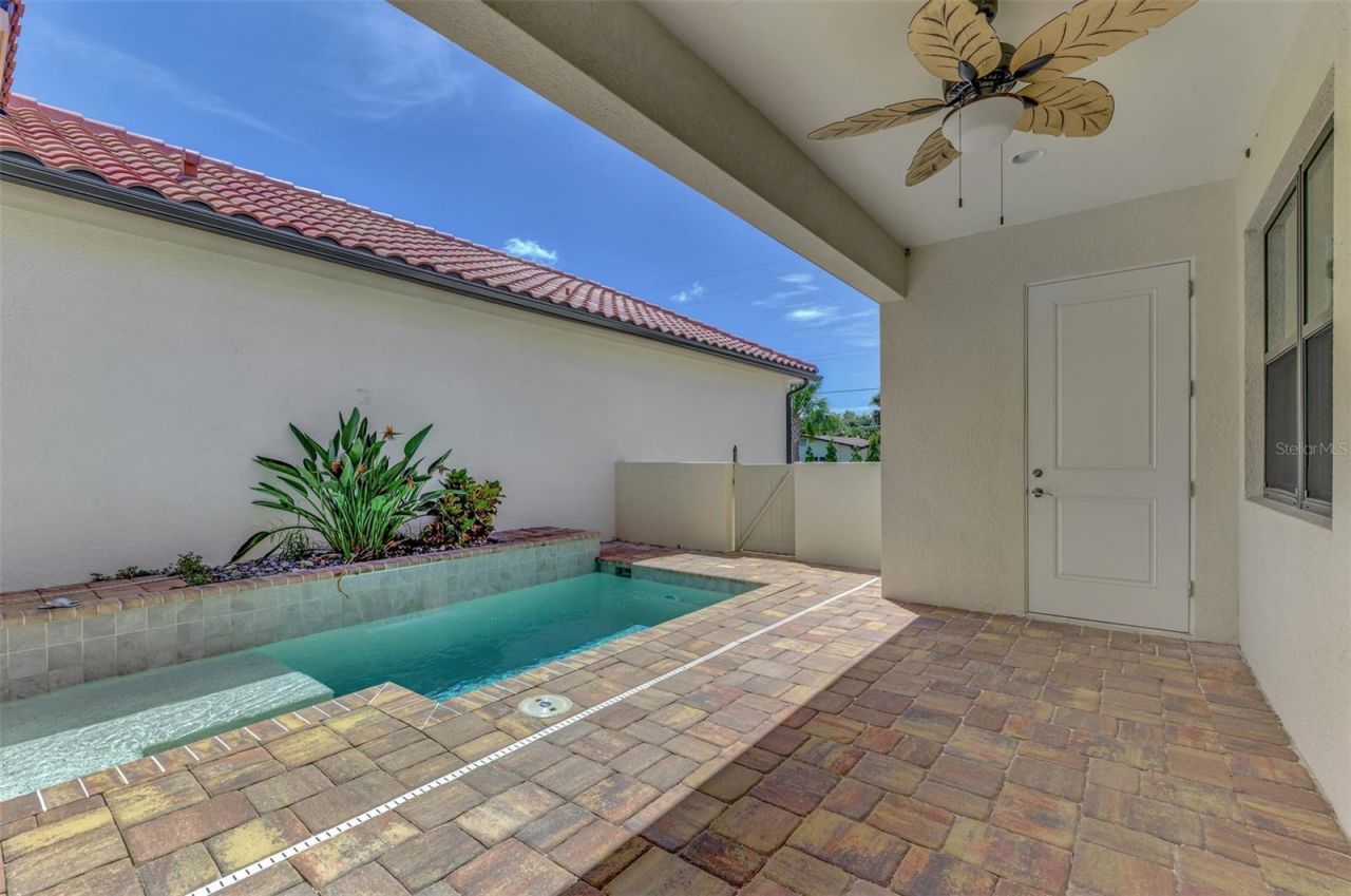 906 E Venice Avenue, Venice, FL 34285 Photo