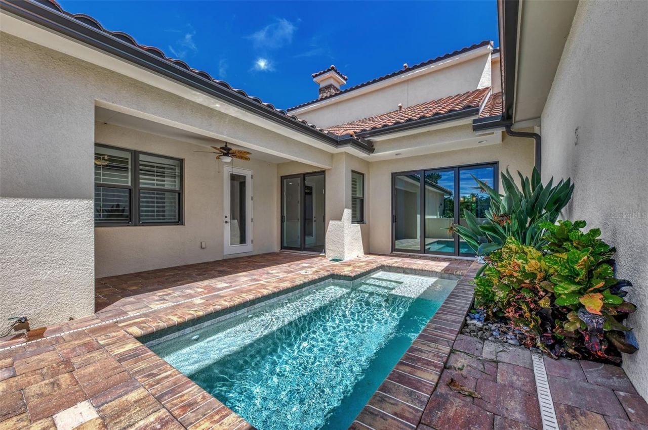 906 E Venice Avenue, Venice, FL 34285 Photo