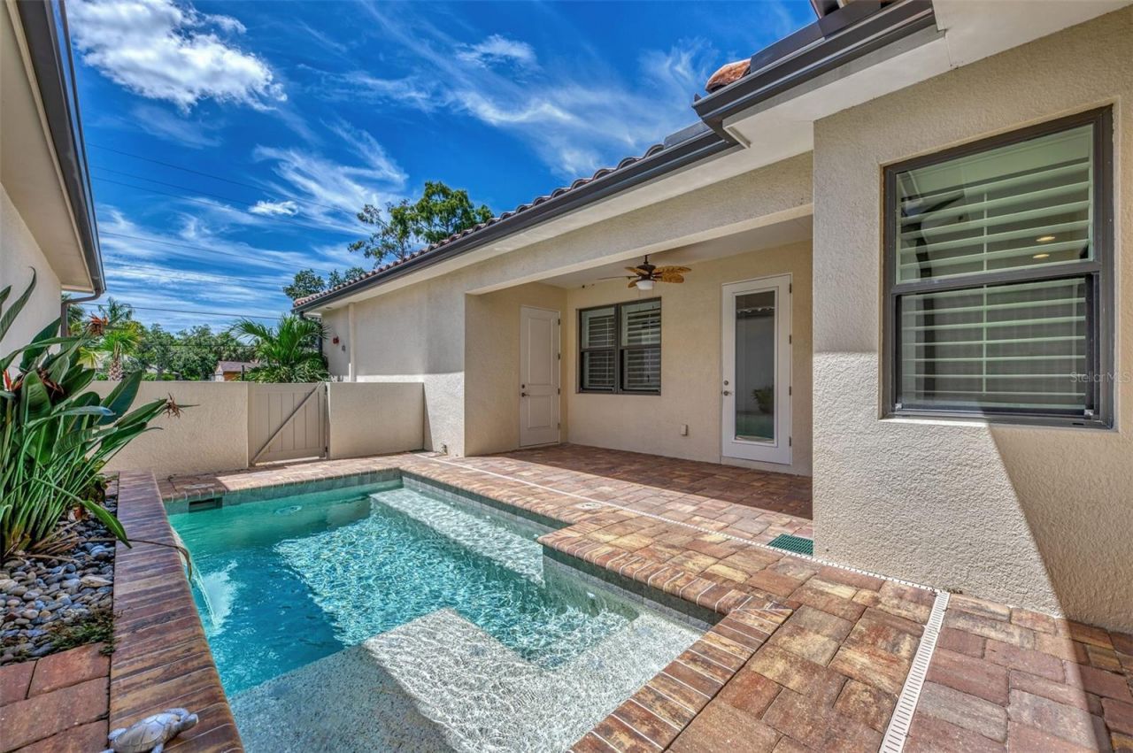 906 E Venice Avenue, Venice, FL 34285 Photo