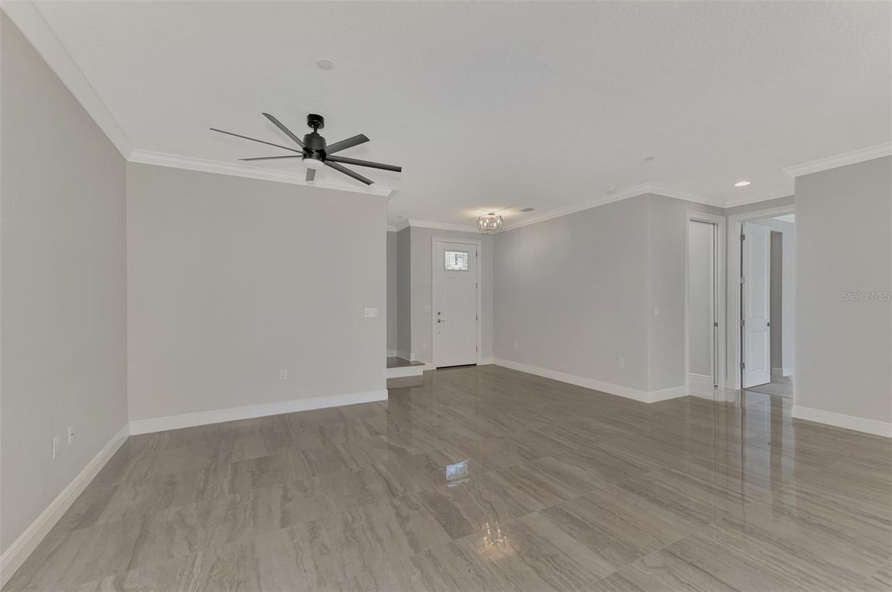 906 E Venice Avenue, Venice, FL 34285 Photo