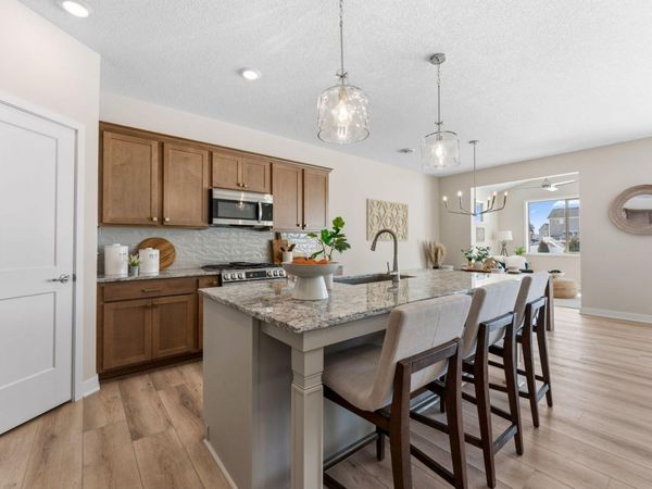 17718 Everest Avenue, Lakeville, MN 55044