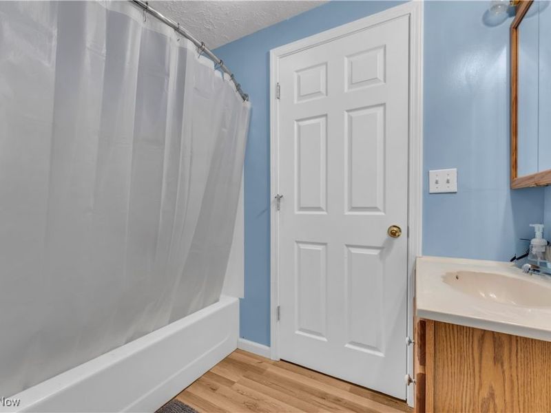 10249 West Ridge Road, Elyria, OH 44035 Photo 23