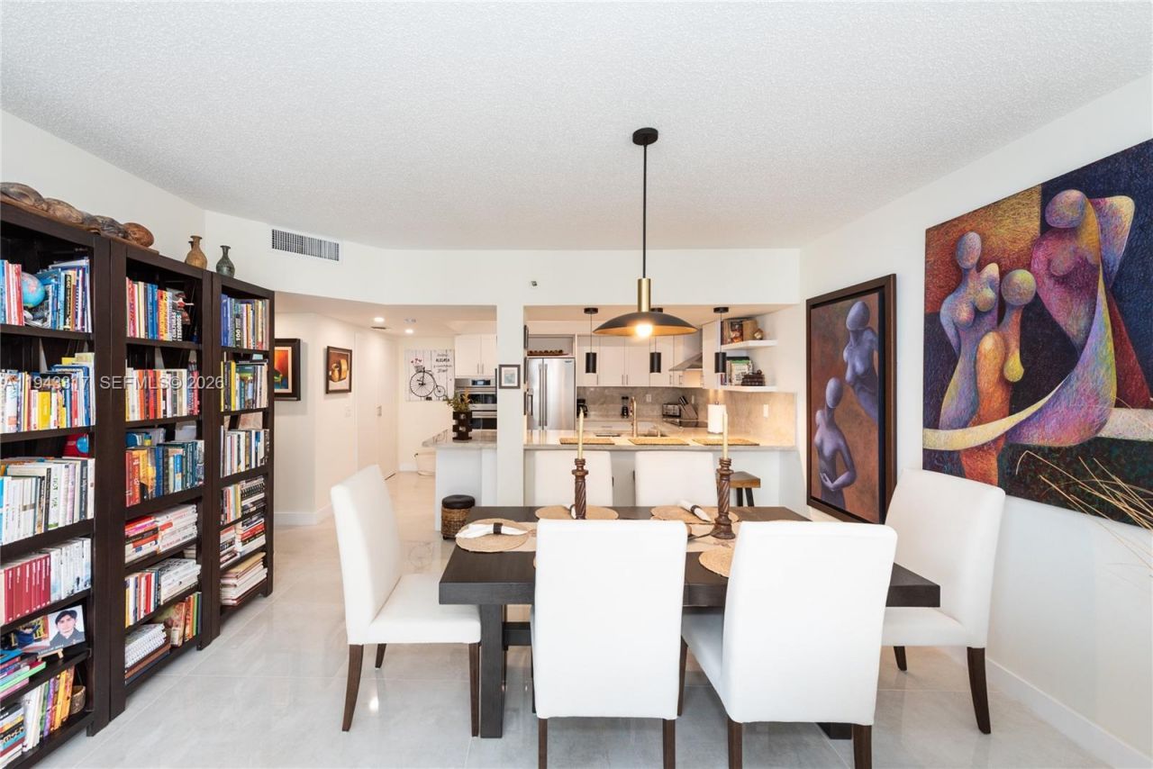 520 Brickell Key Dr, Unit A1102, Miami, FL 33131 Photo