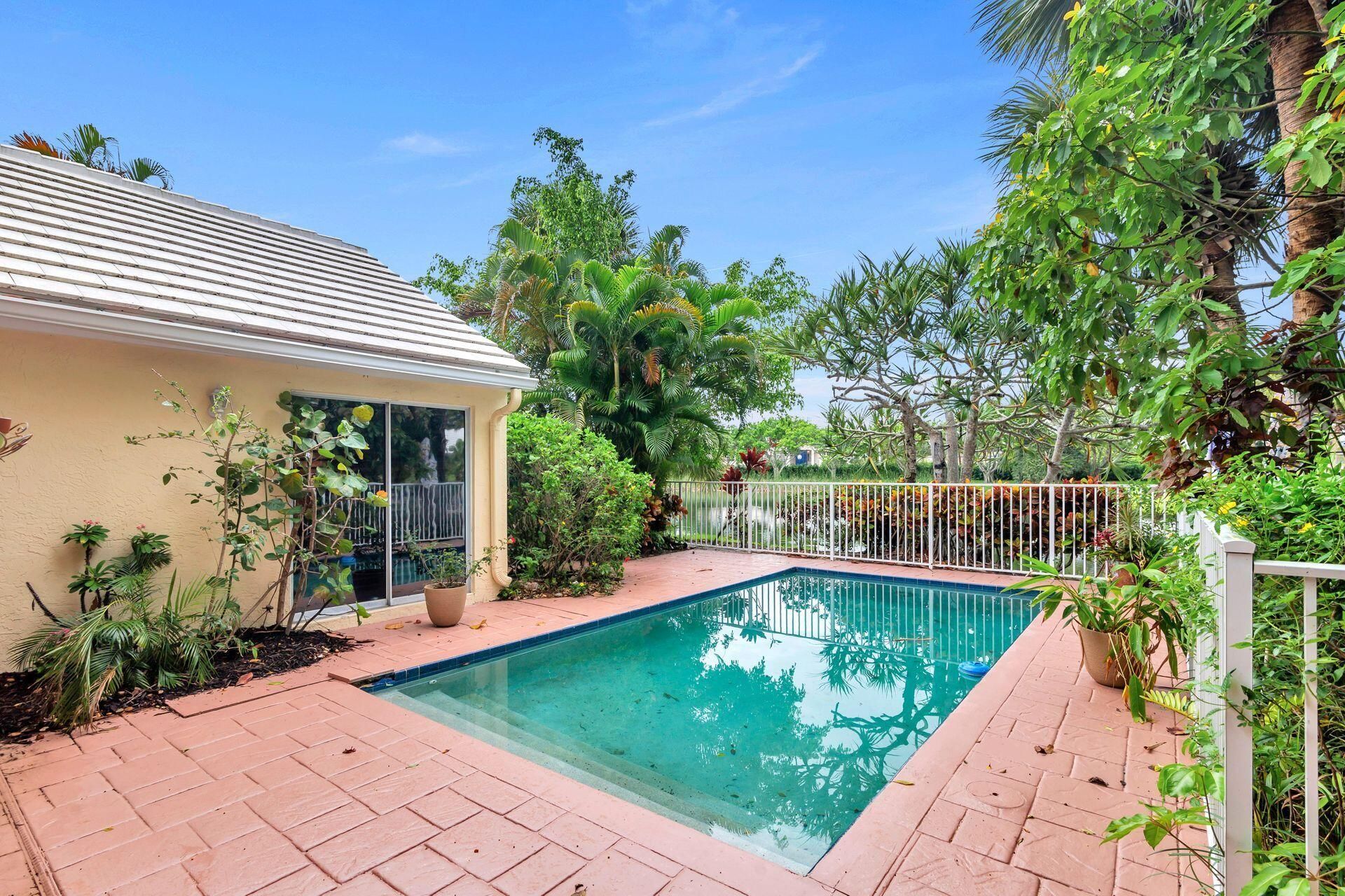 9358 Heathridge Drive, West Palm Beach, FL 33411 Photo