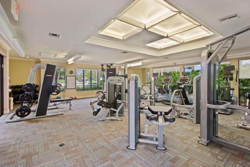 9358 Heathridge Drive, West Palm Beach, FL 33411 Photo