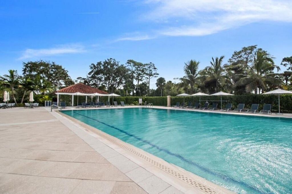 9358 Heathridge Drive, West Palm Beach, FL 33411 Photo