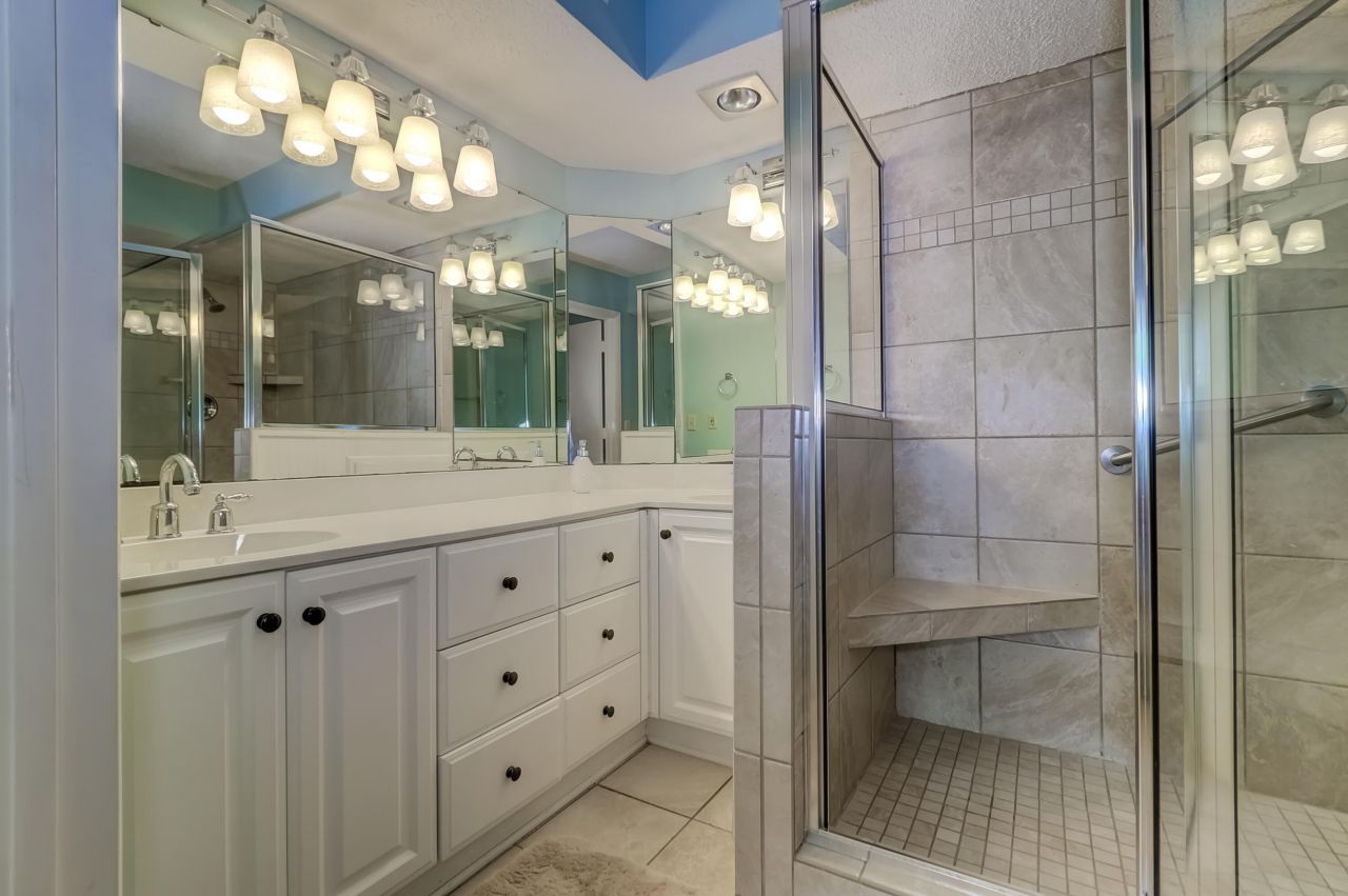 7600 Palmetto (shipwatch Villas) Drive Photo 11