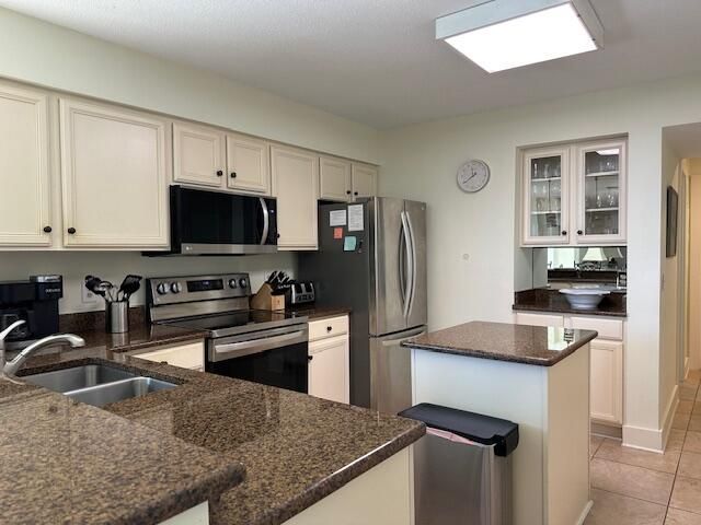 7600 Palmetto (shipwatch Villas) Drive Photo 4