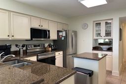 7600 Palmetto (shipwatch Villas) Drive photo 4