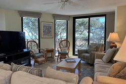 7600 Palmetto (shipwatch Villas) Drive photo 4