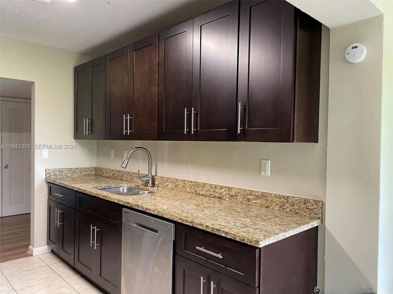 6105 Royal Poinciana Ln, Tamarac, FL 33319 Photo