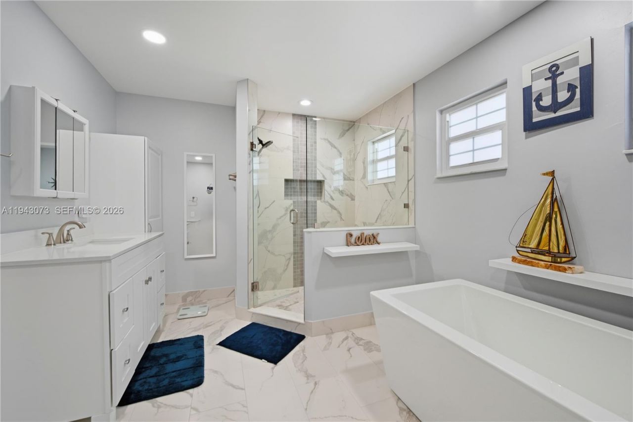 2225 NW 128th Ave, Pembroke Pines, FL 33028 Photo