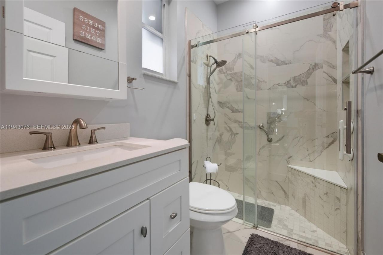 2225 NW 128th Ave, Pembroke Pines, FL 33028 Photo