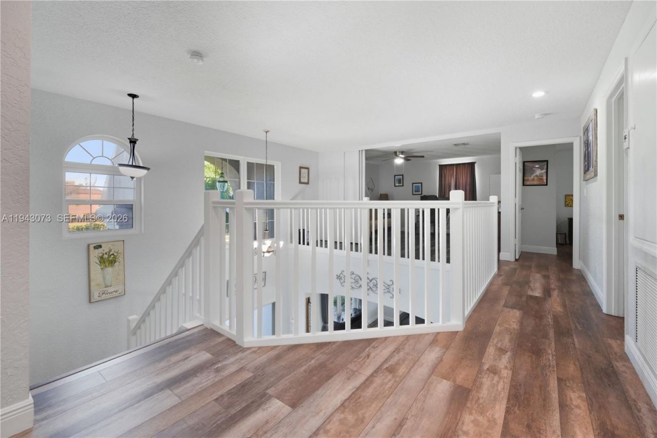 2225 NW 128th Ave, Pembroke Pines, FL 33028 Photo