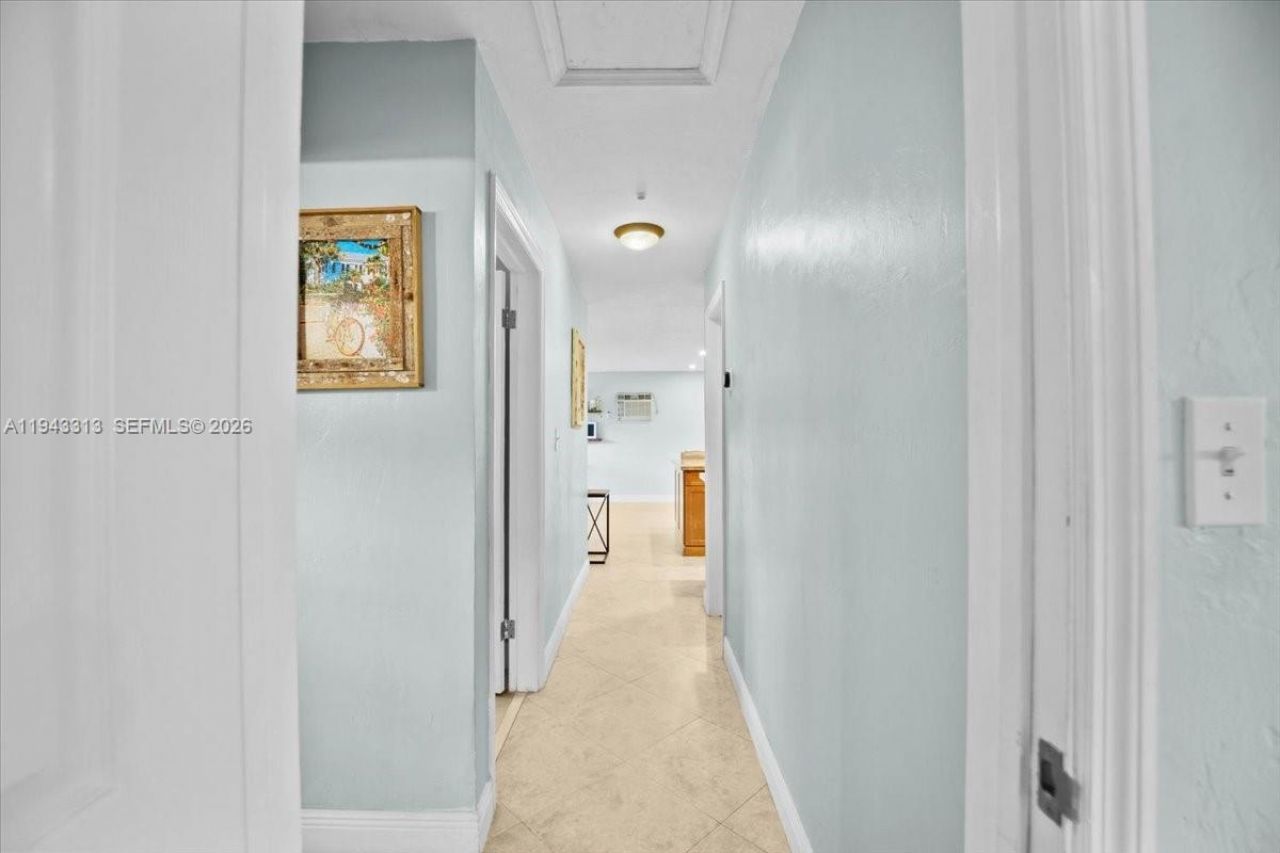 1864 SW 37th Ave, Fort Lauderdale, FL 33312 Photo