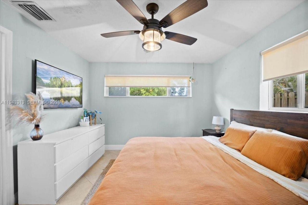 1864 SW 37th Ave, Fort Lauderdale, FL 33312 Photo