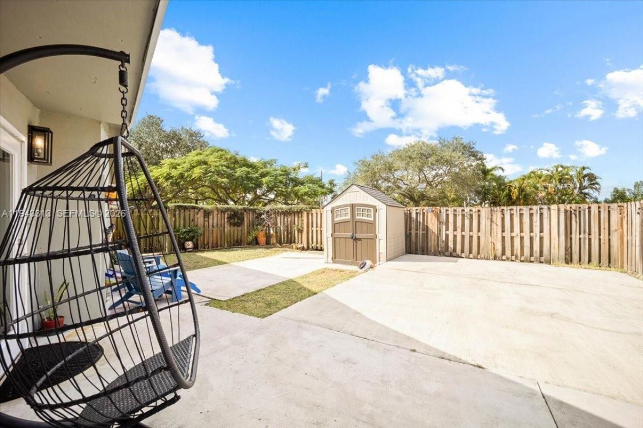 1864 SW 37th Ave, Fort Lauderdale, FL 33312 Photo