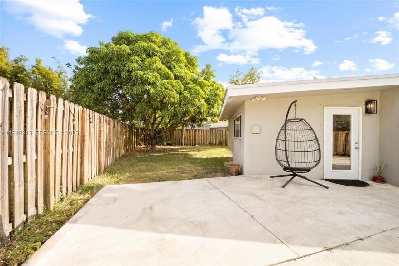 1864 SW 37th Ave, Fort Lauderdale, FL 33312 Photo