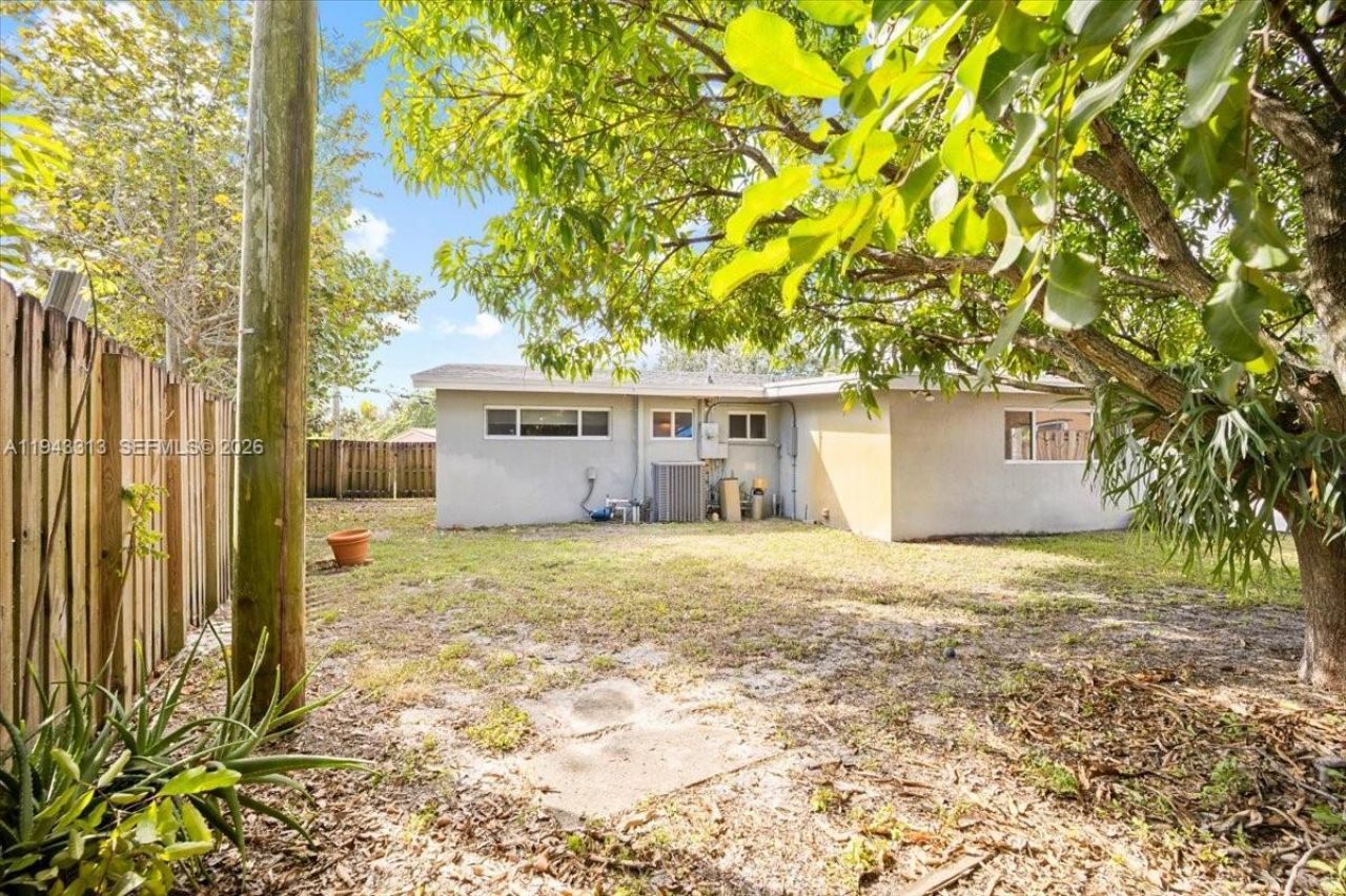 1864 SW 37th Ave, Fort Lauderdale, FL 33312 Photo