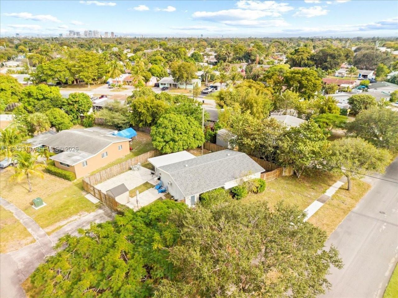 1864 SW 37th Ave, Fort Lauderdale, FL 33312 Photo