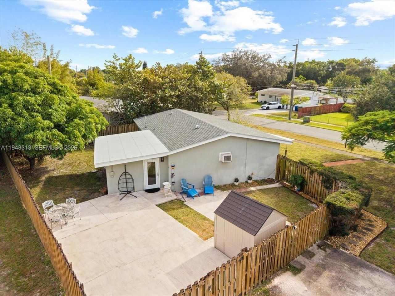 1864 SW 37th Ave, Fort Lauderdale, FL 33312 Photo