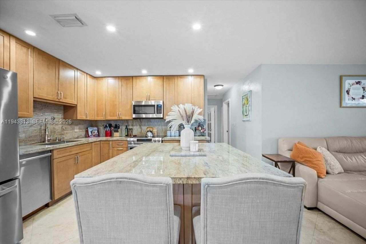 1864 SW 37th Ave, Fort Lauderdale, FL 33312 Photo