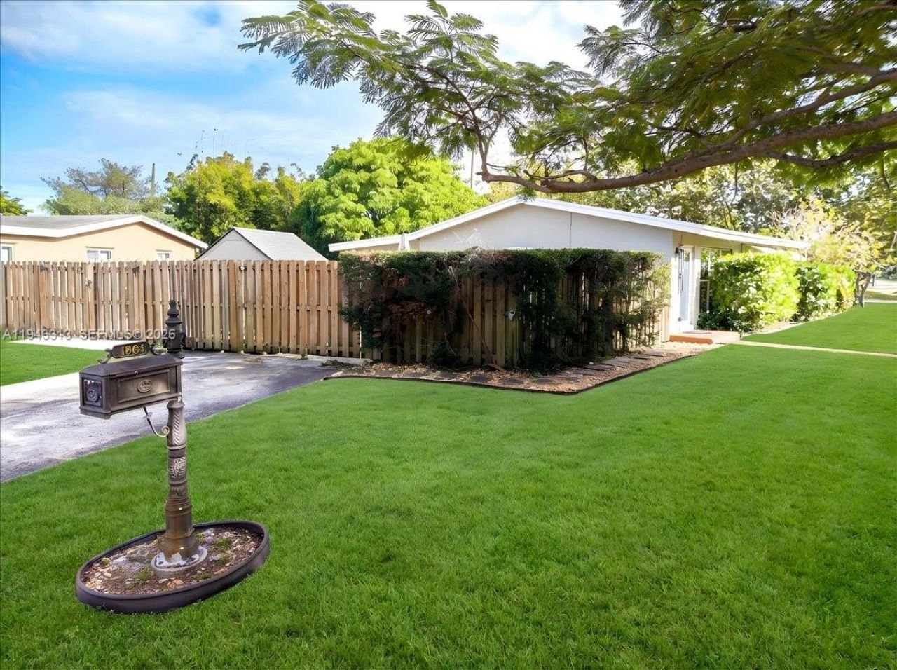 1864 SW 37th Ave, Fort Lauderdale, FL 33312 Photo