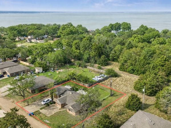 162 Westview Drive, Gun Barrel City, TX 75156