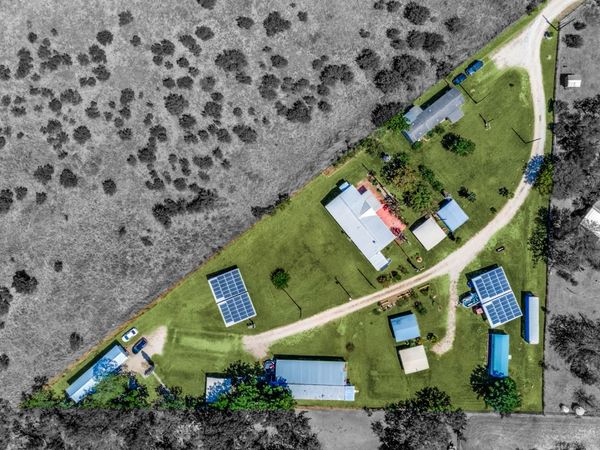 8325 Fm 327, Elmendorf, TX 78112