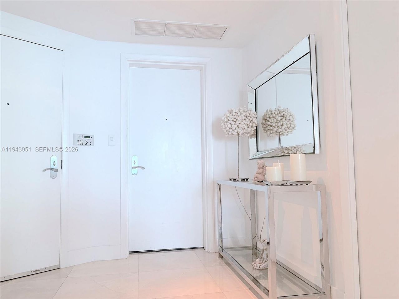 17001 Collins Ave, Unit 1407, Sunny Isles Beach, FL 33160 Photo