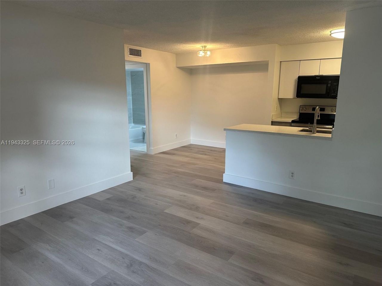 10413 NW 7th St, Unit 104, Pembroke Pines, FL 33026 Photo