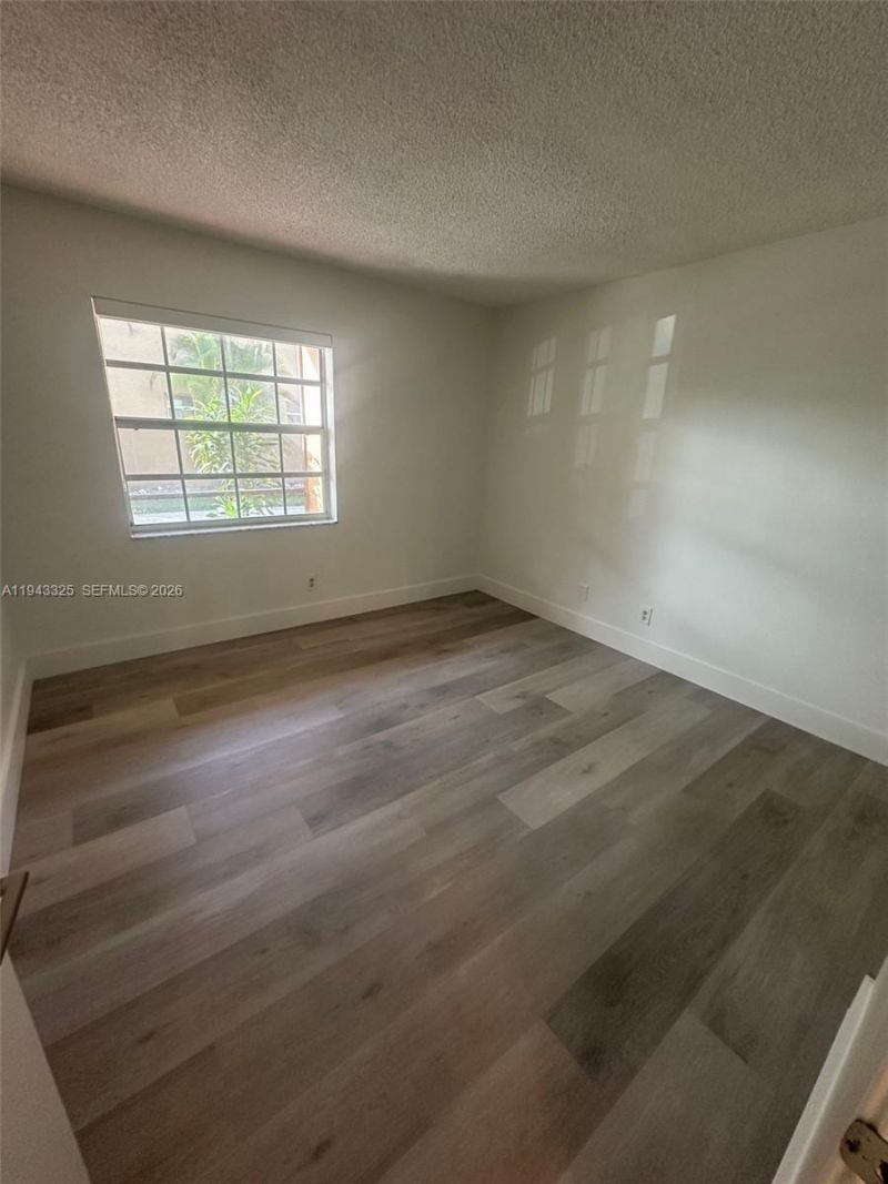 10413 NW 7th St, Unit 104, Pembroke Pines, FL 33026 Photo