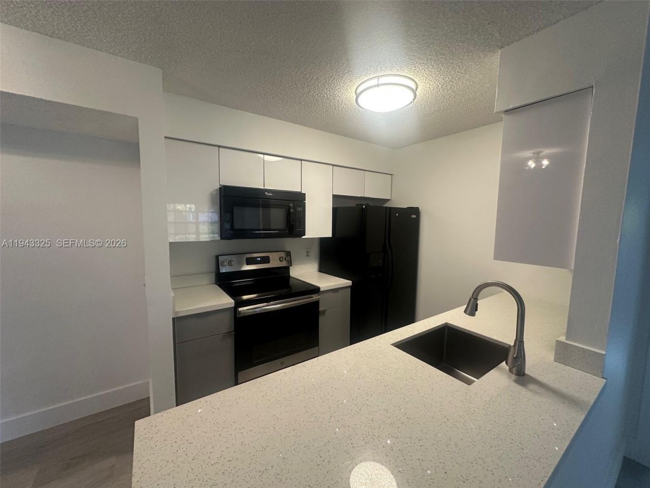 10413 NW 7th St, Unit 104, Pembroke Pines, FL 33026 Photo