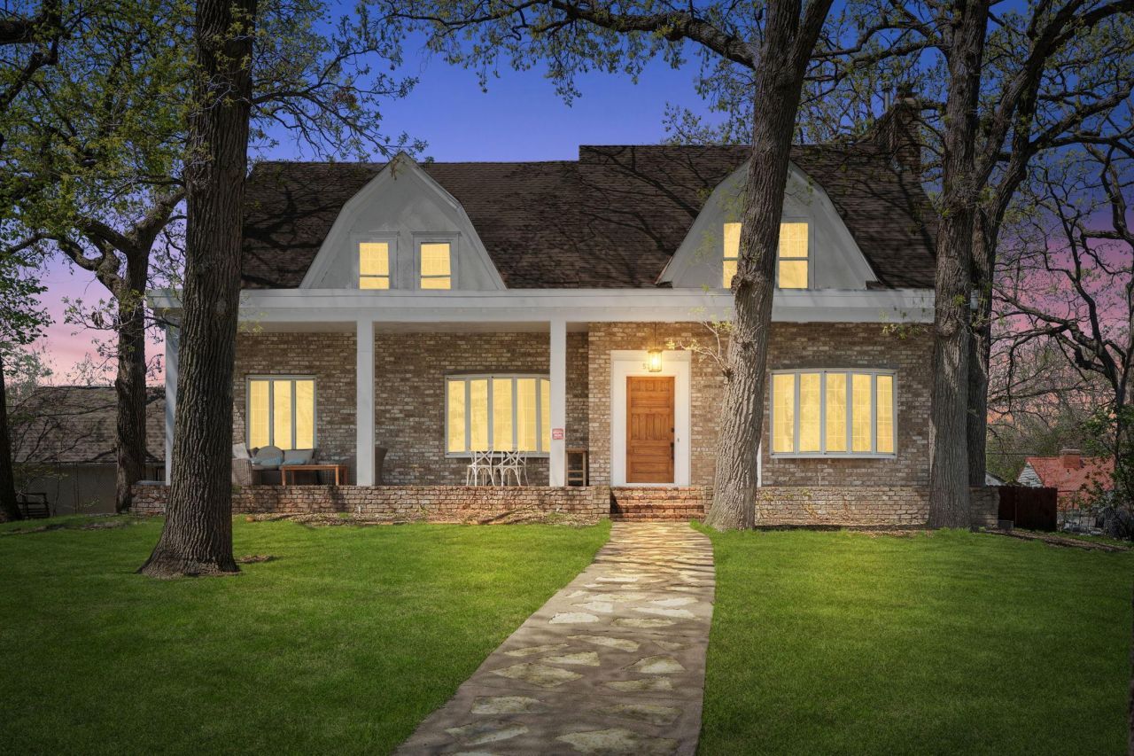 5224 17th Avenue S, Minneapolis, MN 55417