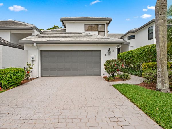 1121 Sand Drift Way, Unit B, West Palm Beach, FL 33411