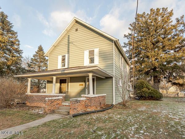 129 Harrison Avenue, Swanton, OH 43558