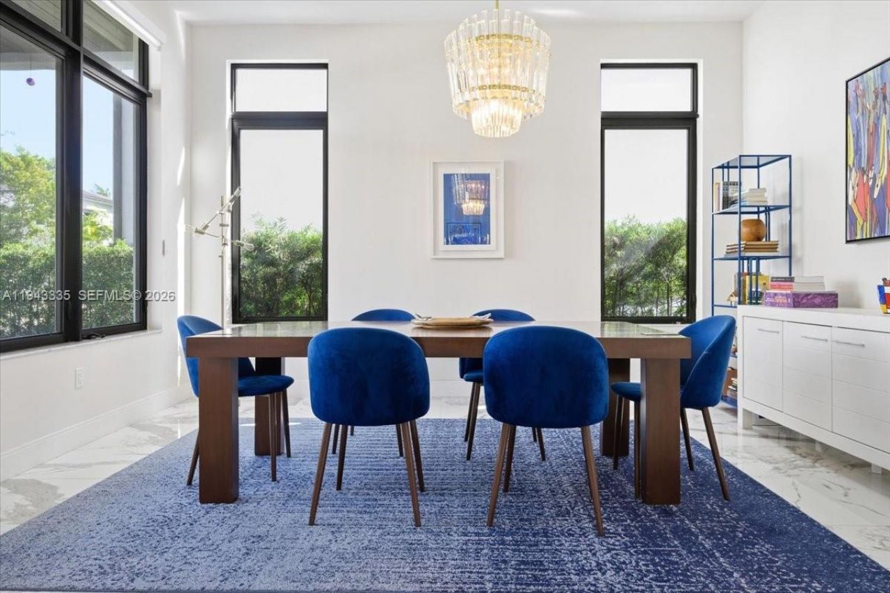 8156 NW 48th Ter, Doral, FL 33166 Photo