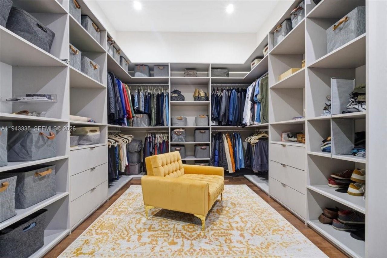 8156 NW 48th Ter, Doral, FL 33166 Photo