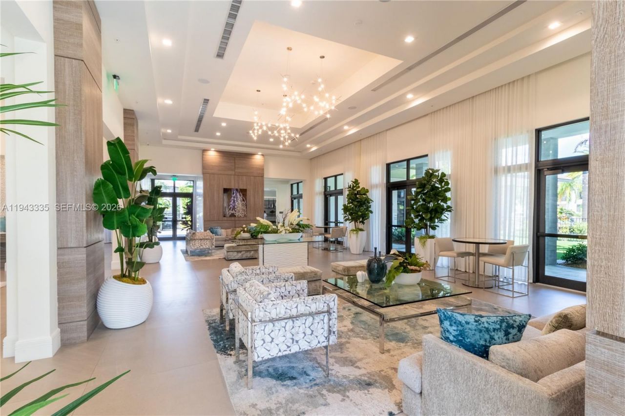 8156 NW 48th Ter, Doral, FL 33166 Photo