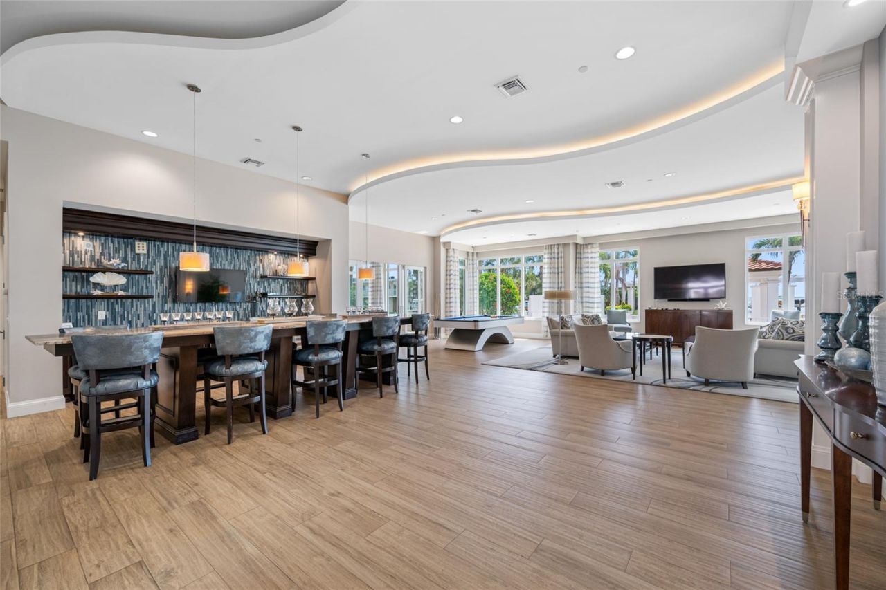 1325 Snell Isle Boulevard Ne, Unit 810, Saint Petersburg, FL 33704 Photo