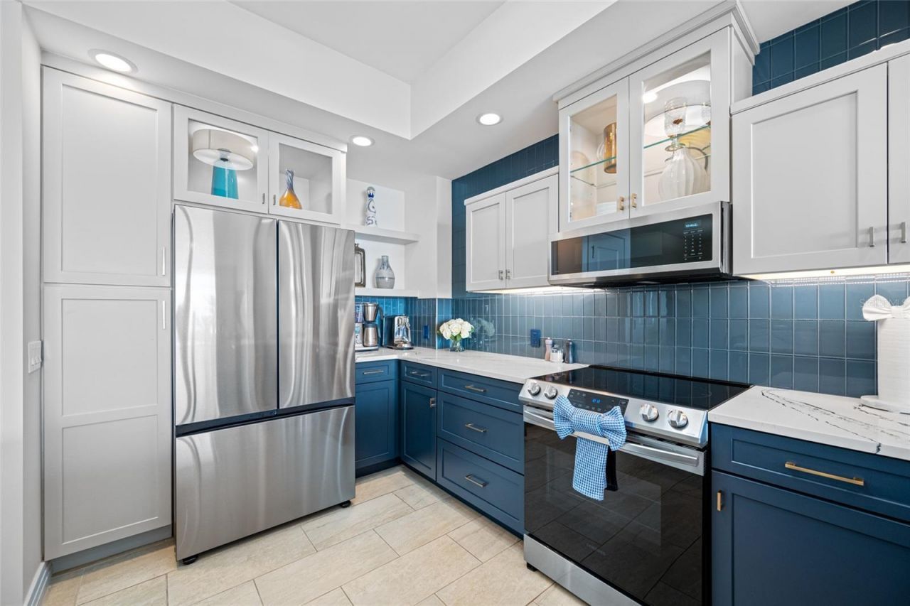 1325 Snell Isle Boulevard Ne, Unit 810, Saint Petersburg, FL 33704 Photo