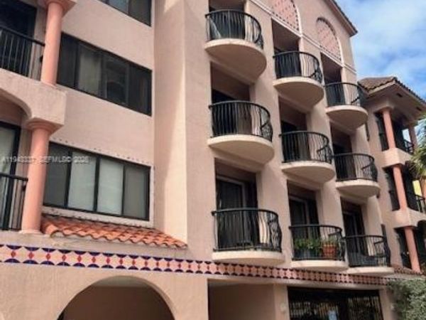 8816 Collins Ave , Unit 105, Surfside, FL 33154