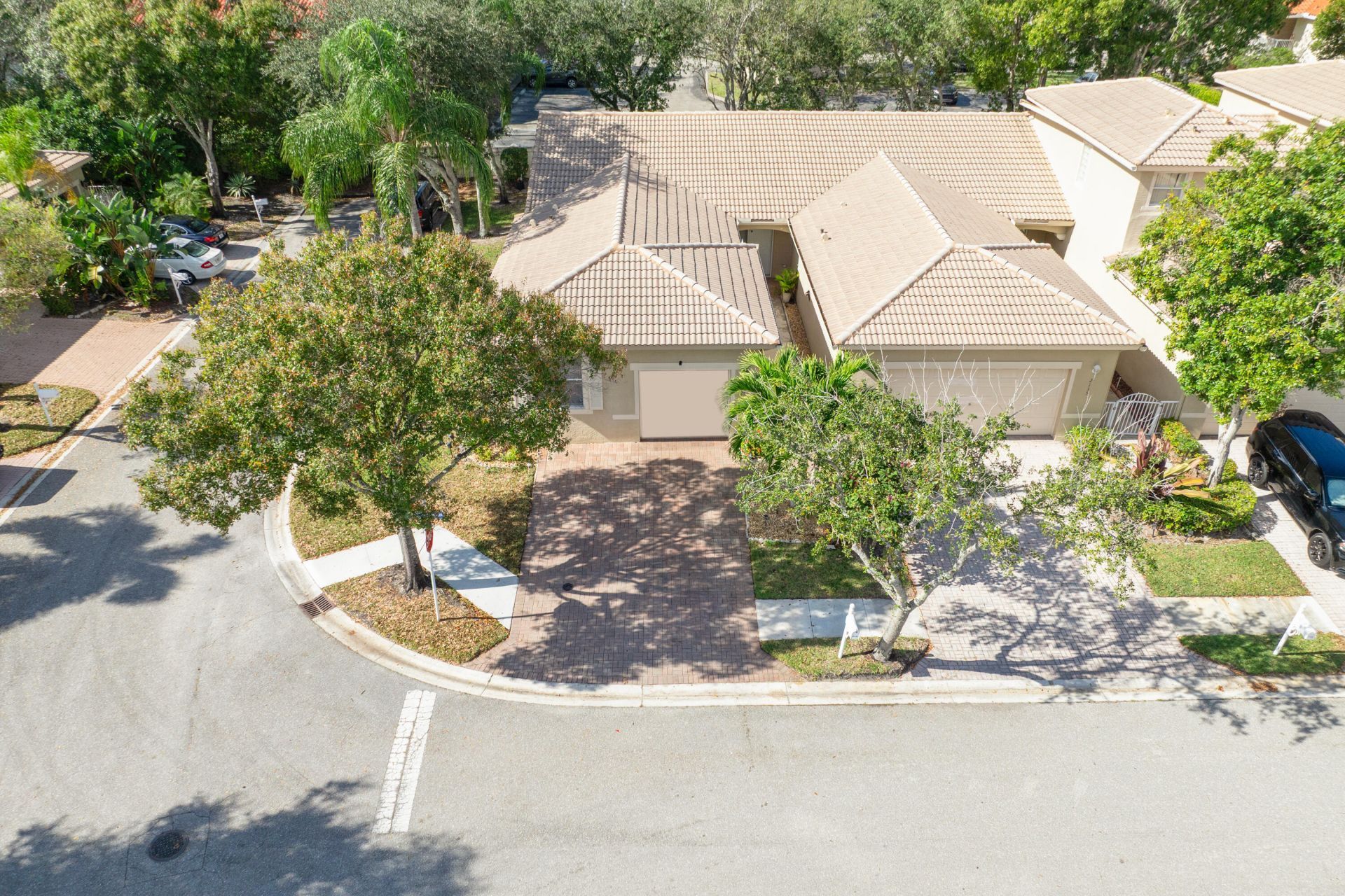 2131 Man Of War, West Palm Beach, FL 33411 Photo