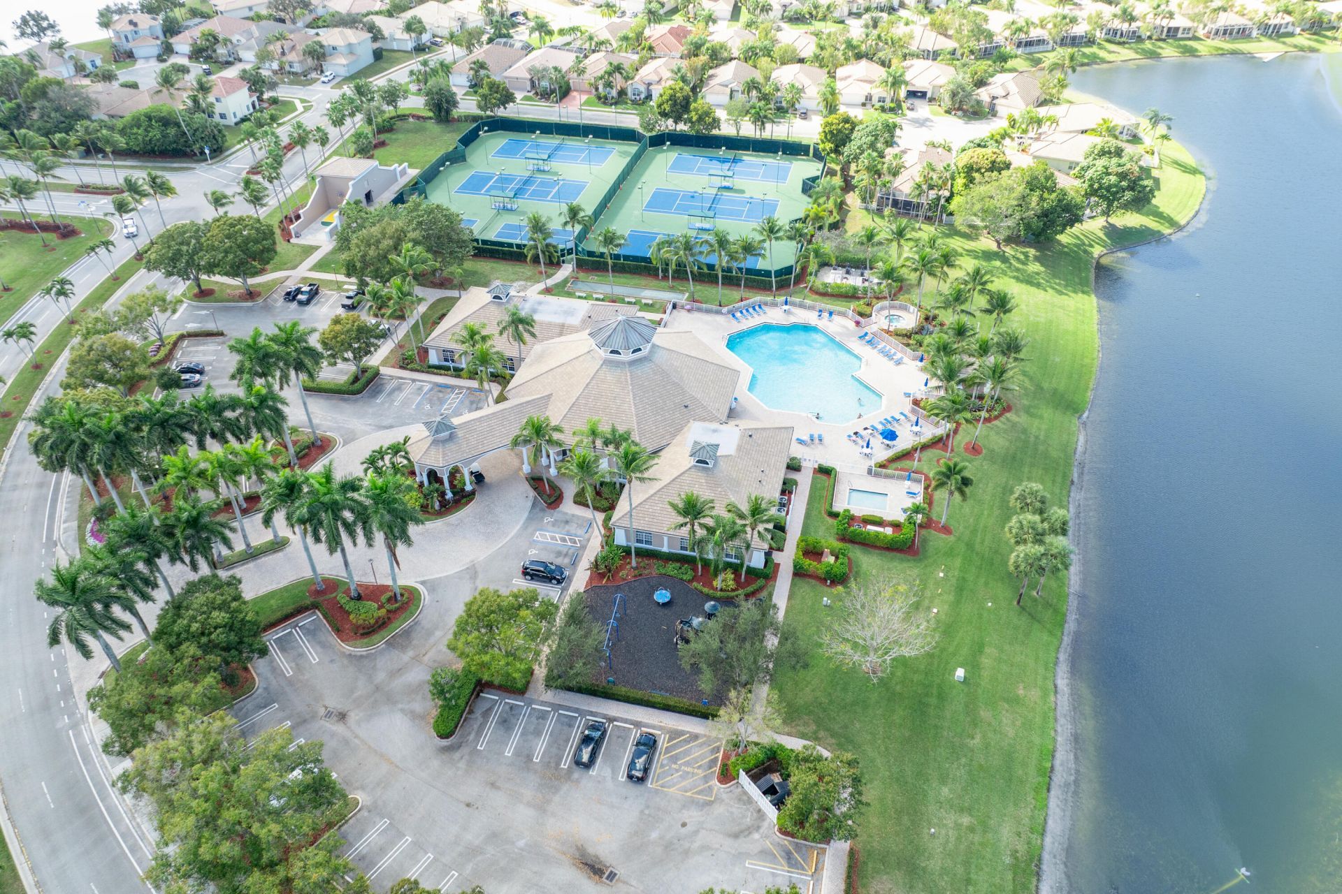 2131 Man Of War, West Palm Beach, FL 33411 Photo