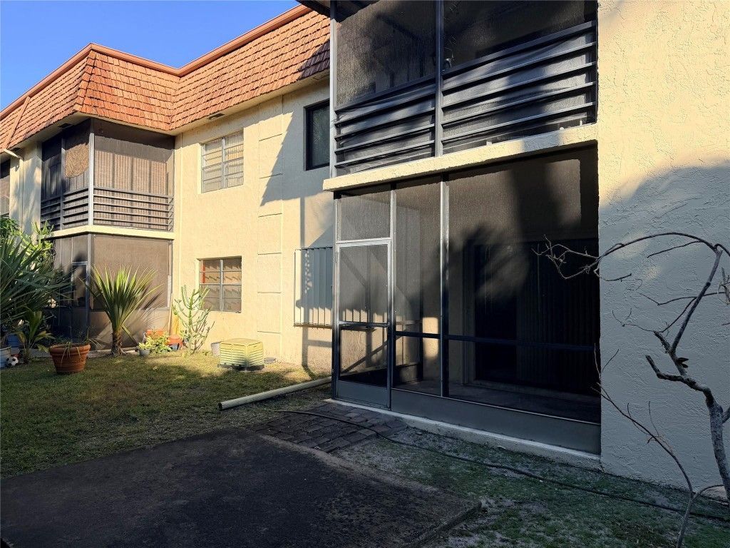 136 S Cypress Road, Unit 317, Pompano Beach, FL 33060 Photo