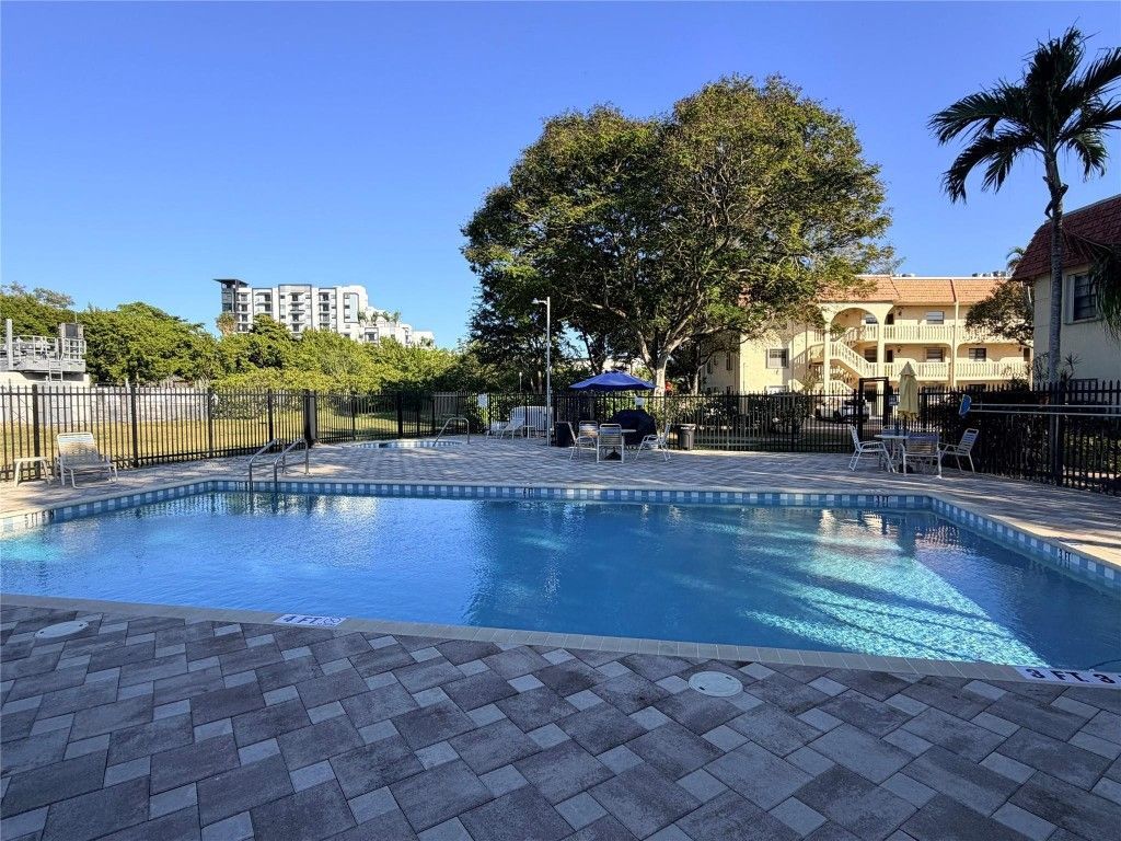 136 S Cypress Road, Unit 317, Pompano Beach, FL 33060 Photo