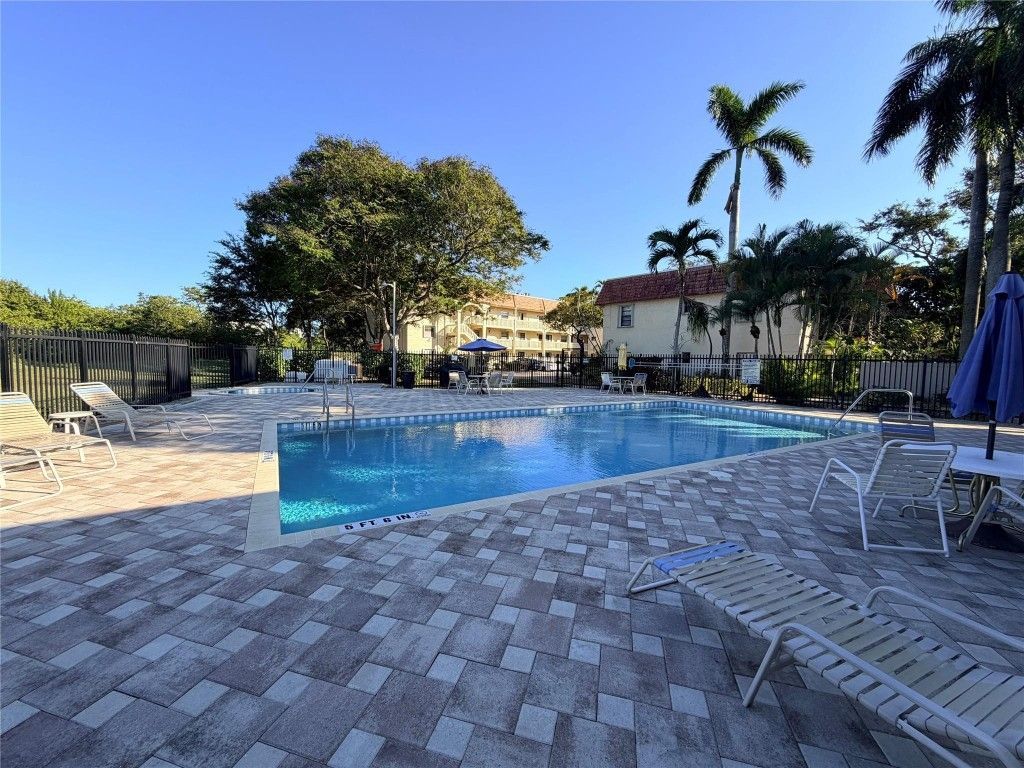 136 S Cypress Road, Unit 317, Pompano Beach, FL 33060 Photo