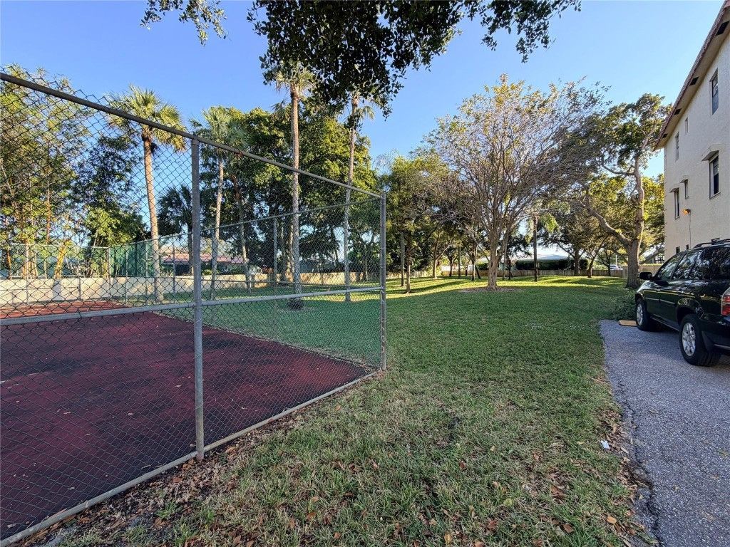 136 S Cypress Road, Unit 317, Pompano Beach, FL 33060 Photo