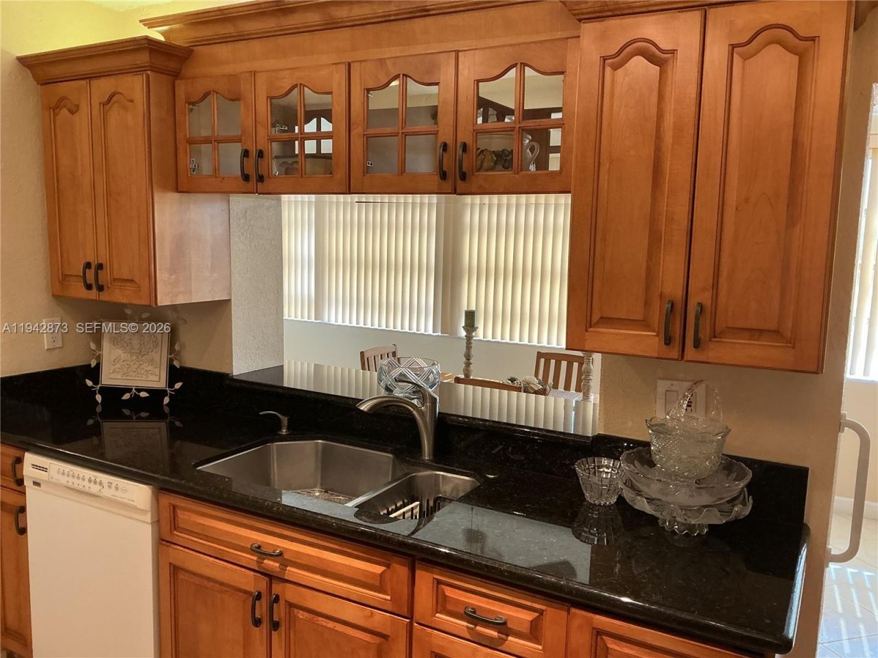 8604 NW 59th Pl, Tamarac, FL 33321 Photo